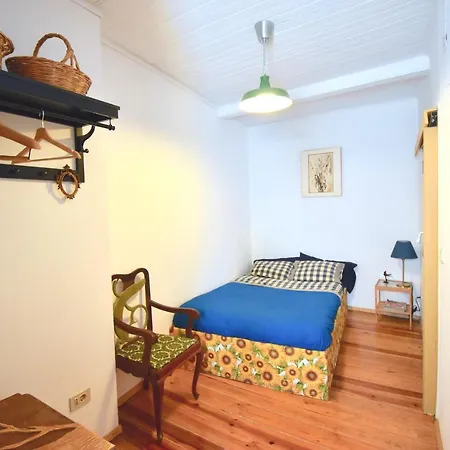 Apartment Alfama Bright, Chill & Cozy