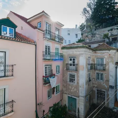 Apartamento Alfama Bright, Chill & Cozy *